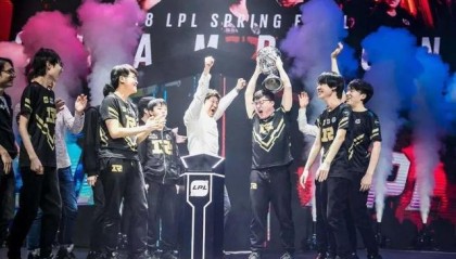  电竞黑马一路过关斩将勇夺桂冠