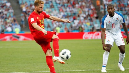  乌迪内斯定位球制胜，战术执行力获赞誉  