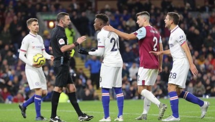  切尔西青年军发威，足总杯淘汰利物浦