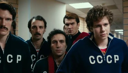  弗里茨发球时速破纪录震撼全场观众