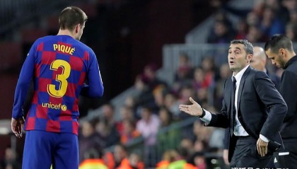  老将宝刀未老，头球攻门技惊四座