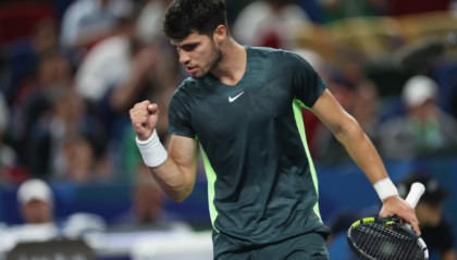  阿尔卡拉斯逆转取胜展现大心脏