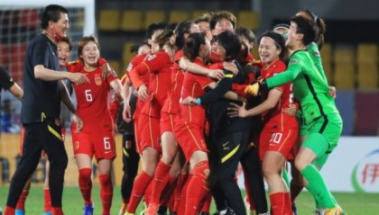  女足亚洲杯激烈角逐，中国玫瑰绽放异彩