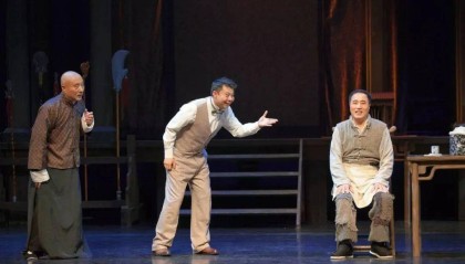  电竞纪录片热播中，幕后故事感动众人