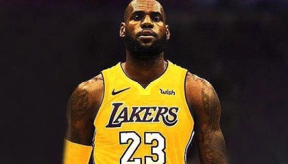  詹姆斯里程碑之夜，湖人擒获国王迎五连胜