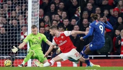  阿森纳客场逼平切尔西延续北伦敦德比均势传统