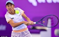  郑钦文强势晋级法网女单四强