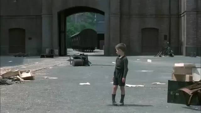  网前截击再现经典，复古打法惊艳观众