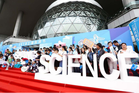  中超新星闪耀赛场，未来之星备受瞩目  