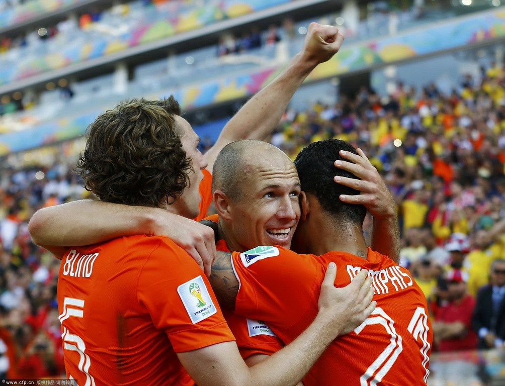  斯帕尔补时失误，到手三分变为一分  