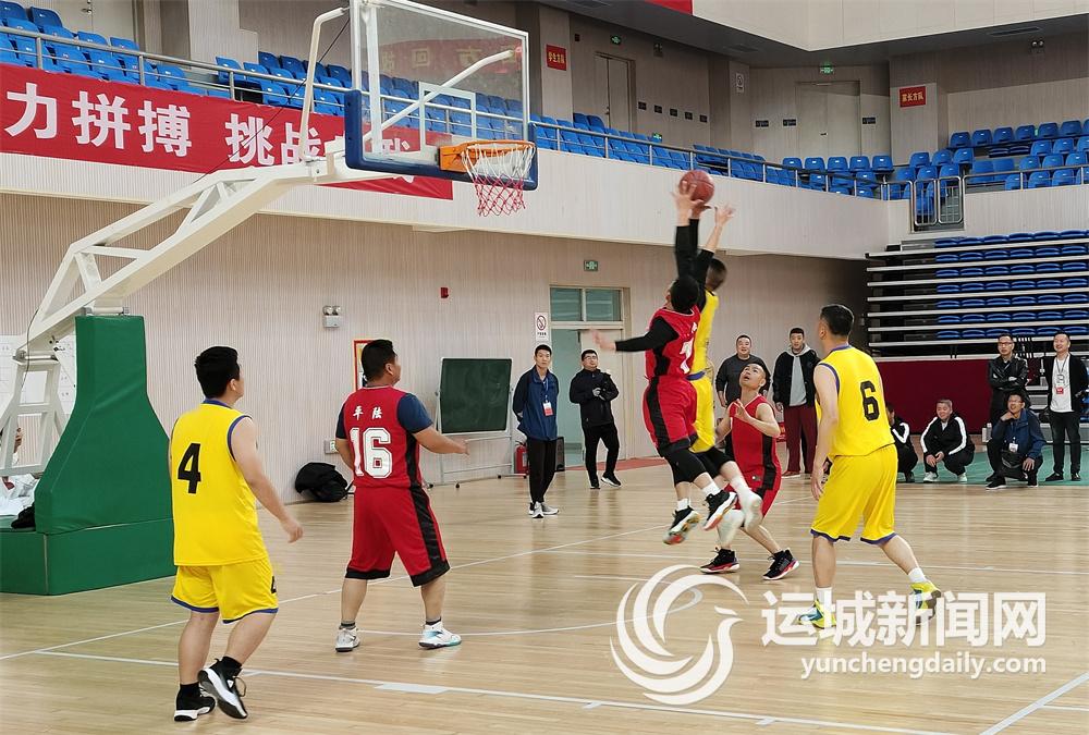  残疾人篮球锦标赛，运动员拼搏精神感人