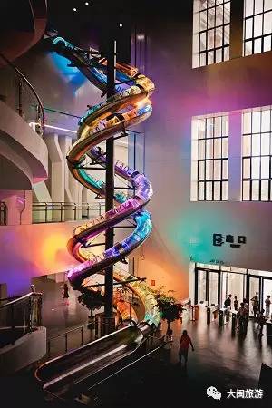  电竞场馆科技升级，沉浸式体验震撼登场