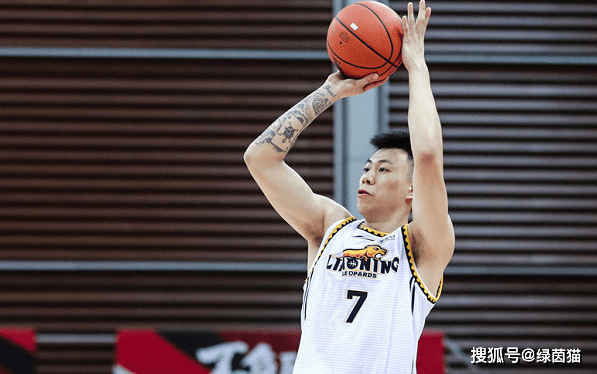  CBA全明星周末，张镇麟蝉联技巧挑战赛冠军