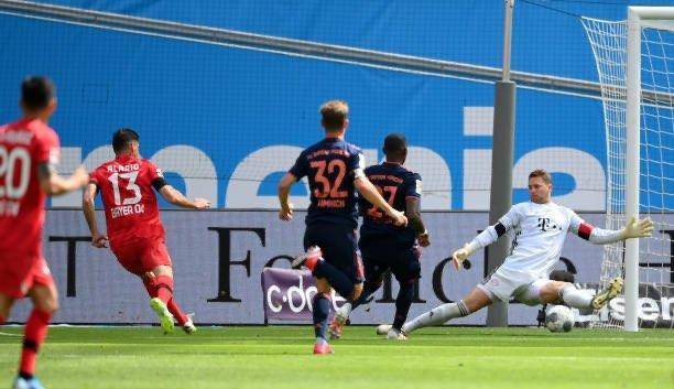  德国杯四分之一决赛，拜仁大胜法兰克福