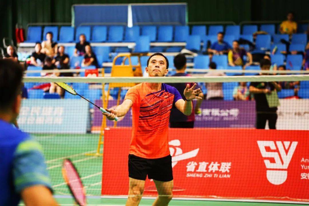  梅总双打配合默契十足，法网混双强势捧杯